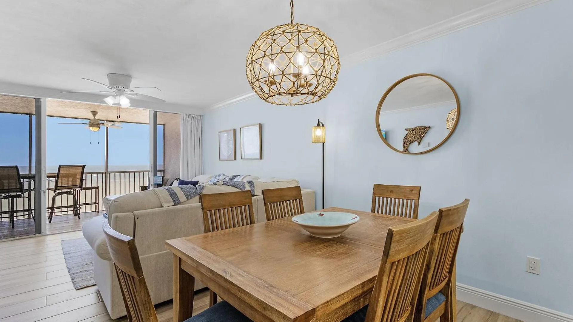 Newly Remodeled Gulf-view W/ Pool & Lanai بيت للعطل فورت مايس بيتش