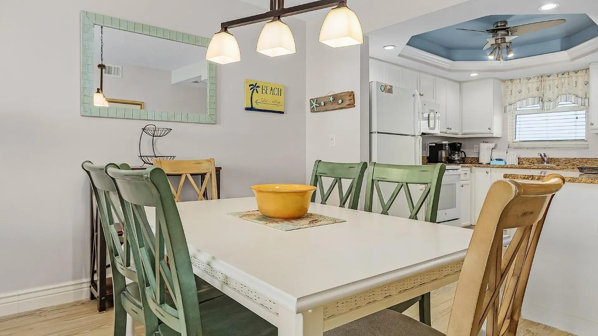 Stunning Gulf-front Condo: Pool & Private Balcony Fort Myers Beach