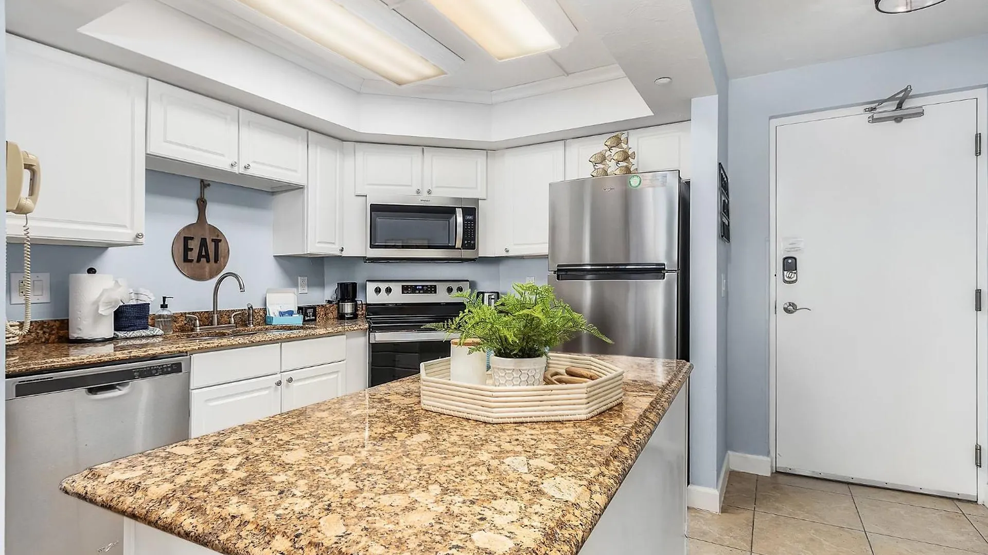 Estero Island 2br: Gulf Views, Pool, & Bbq Area Fort Myers Beach