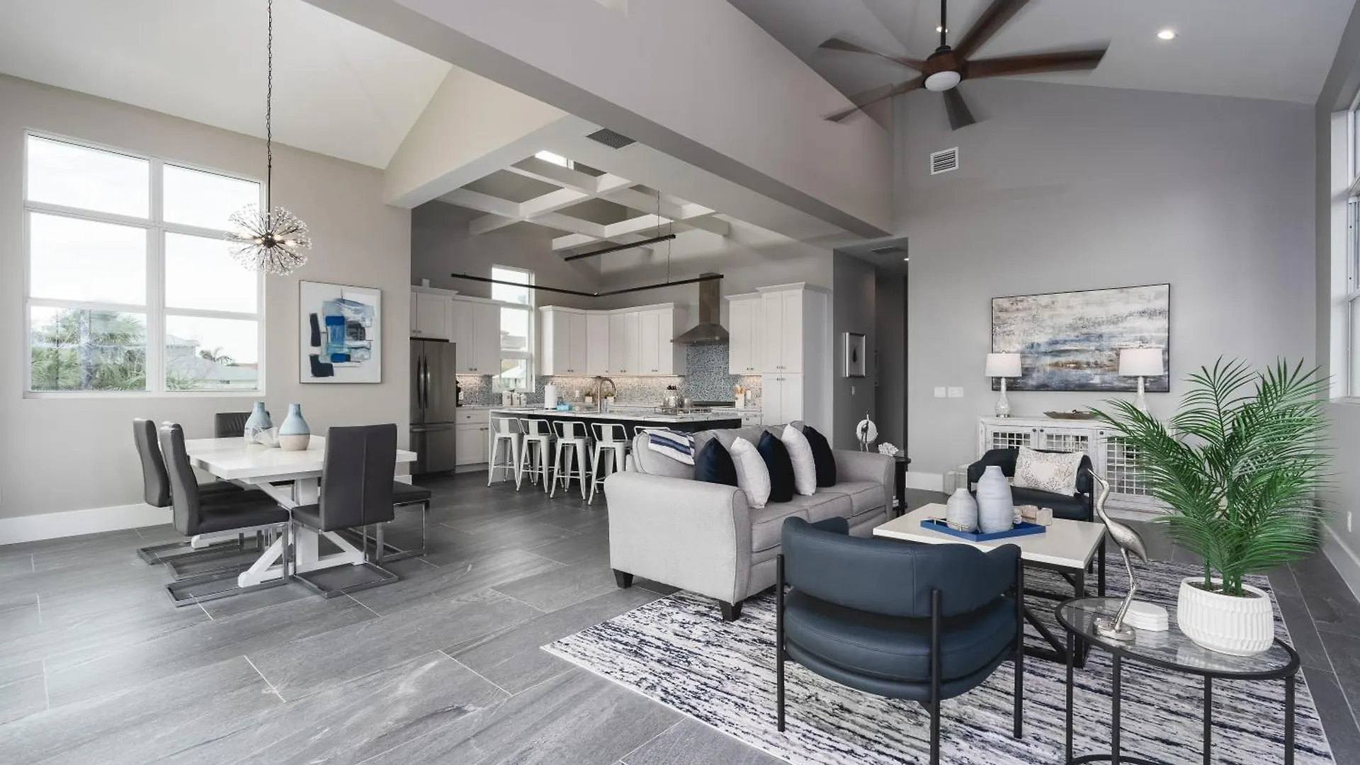 Luxurious Palermo: Heated Pool, * Fort Myers Beach