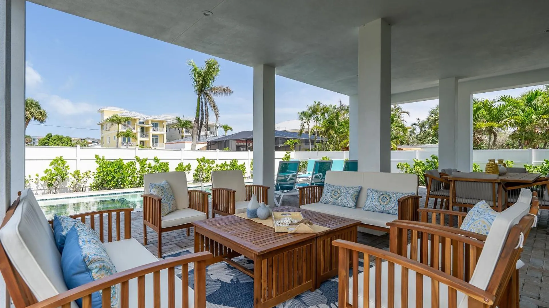 Luxurious Palermo: Heated Pool, Σπίτι διακοπών Fort Myers Beach