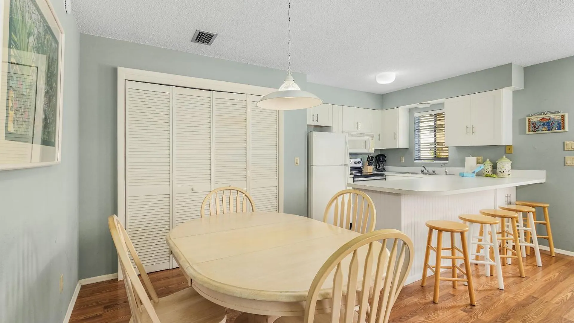 Seahorse House: Pool, & Walk To * Fort Myers Beach