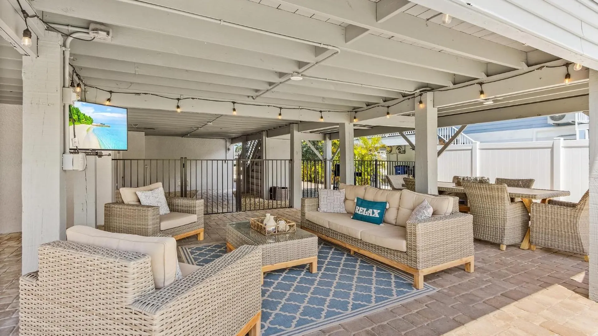 度假居 Charming Oasis: Heated Pool, & Access