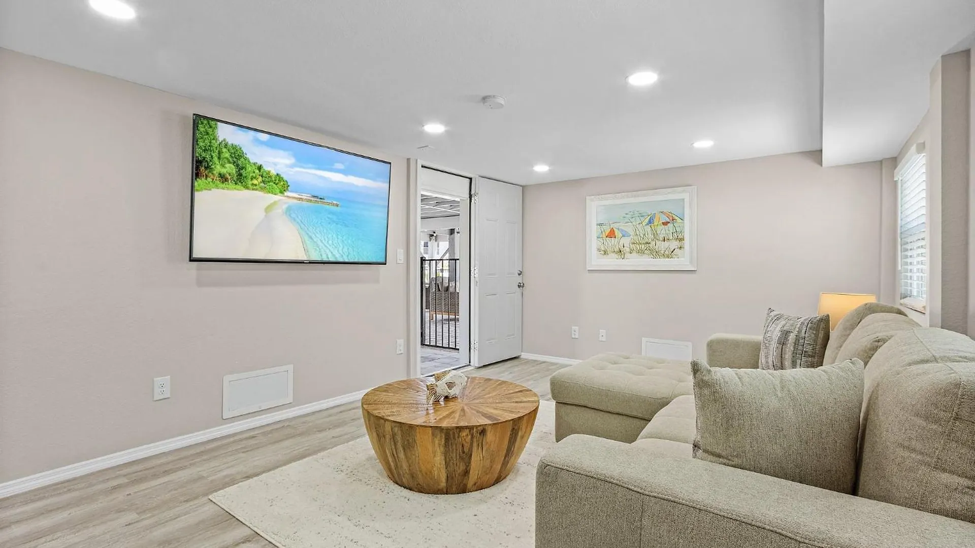 Charming Oasis: Heated Pool, & Access *