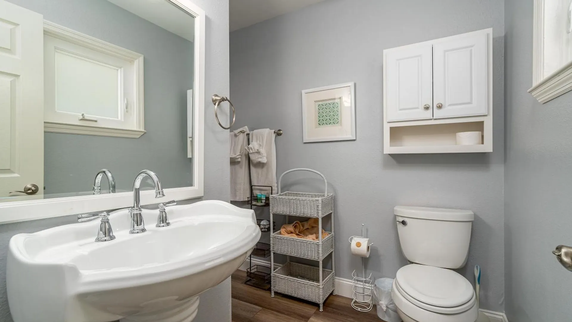 Island Haven: Two Units, Pool, Proximity Casa vacanze