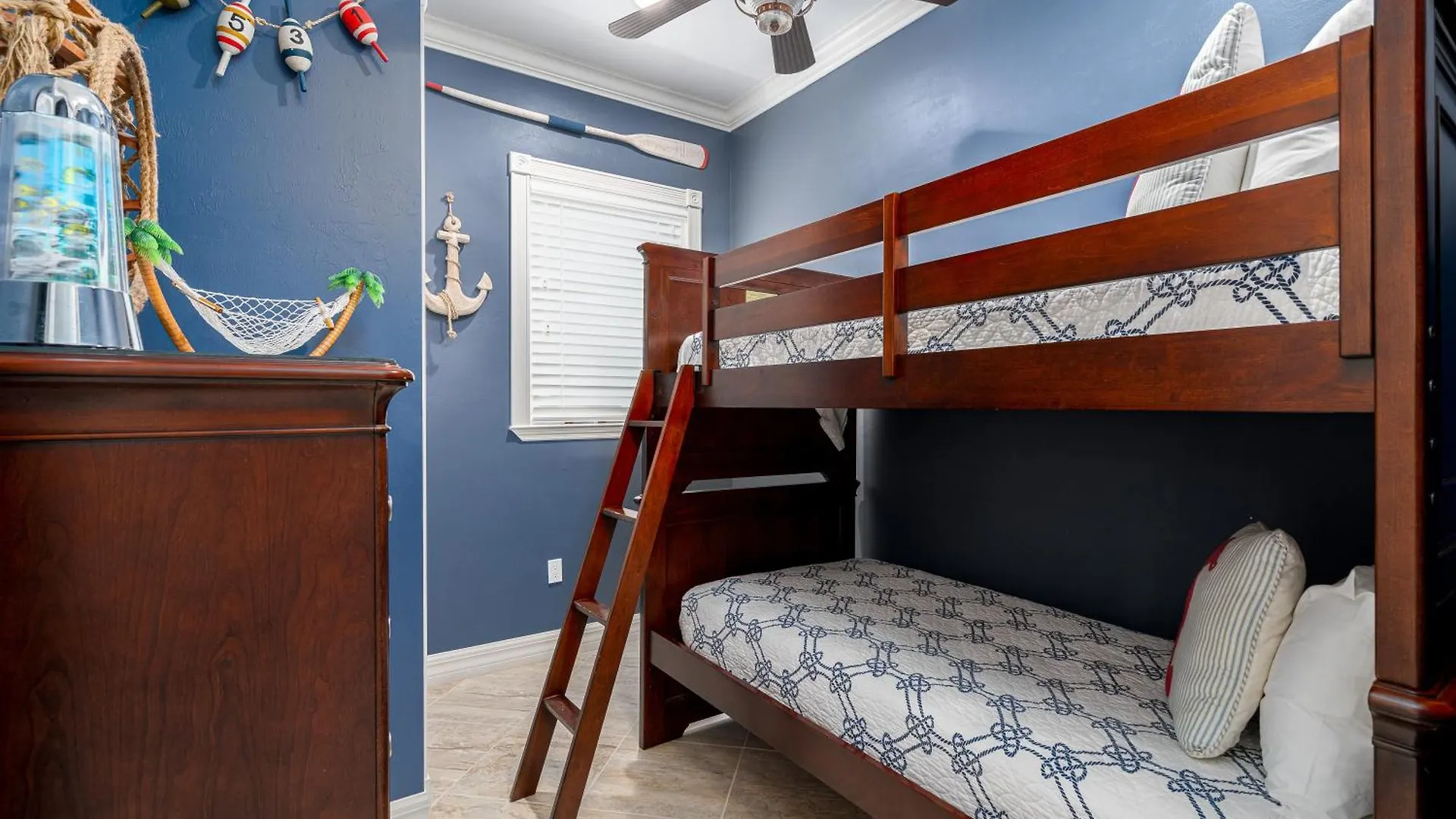 Island Haven: Two Units, Pool, Proximity Casa vacanze *