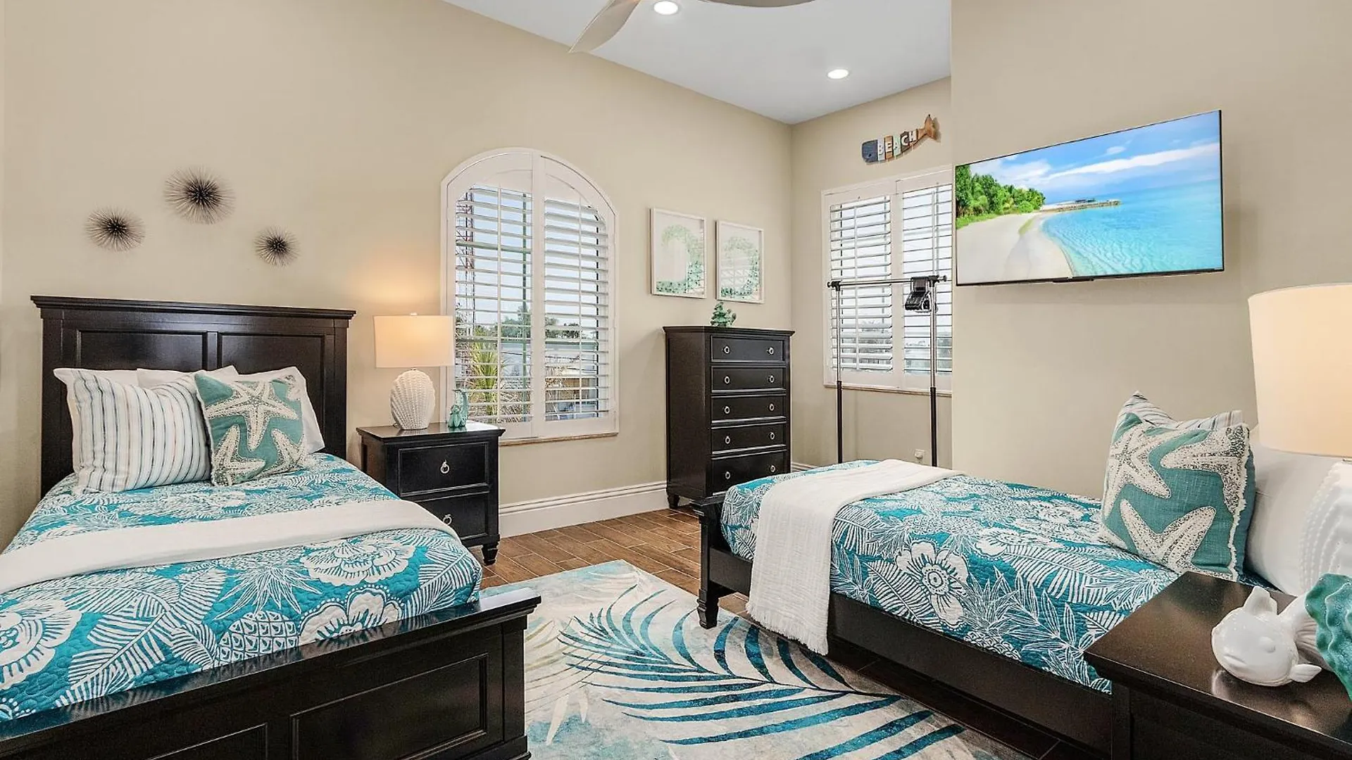 Gulf-front 5br: Pool, Spa, Stunning Views *