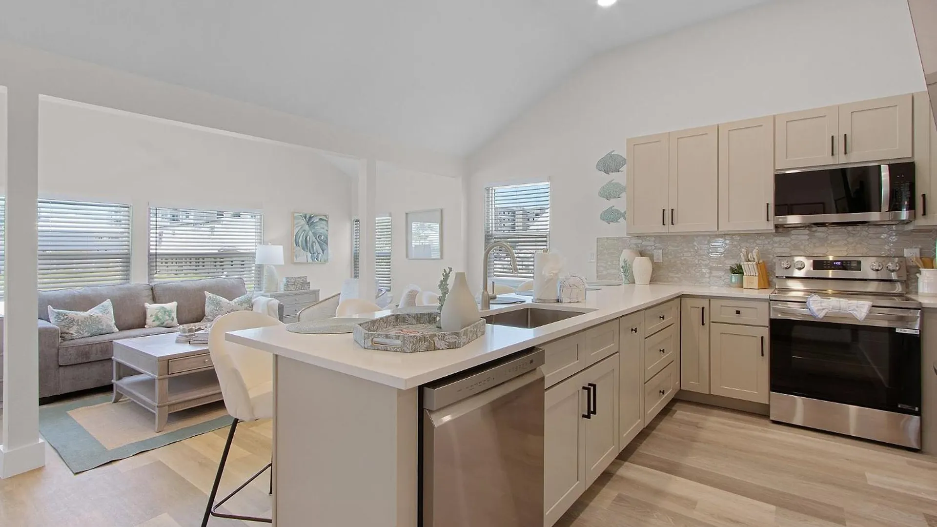Coconut Dreams: 3br Oasis W/ Pool & Steps To Dom wakacyjny Fort Myers Beach