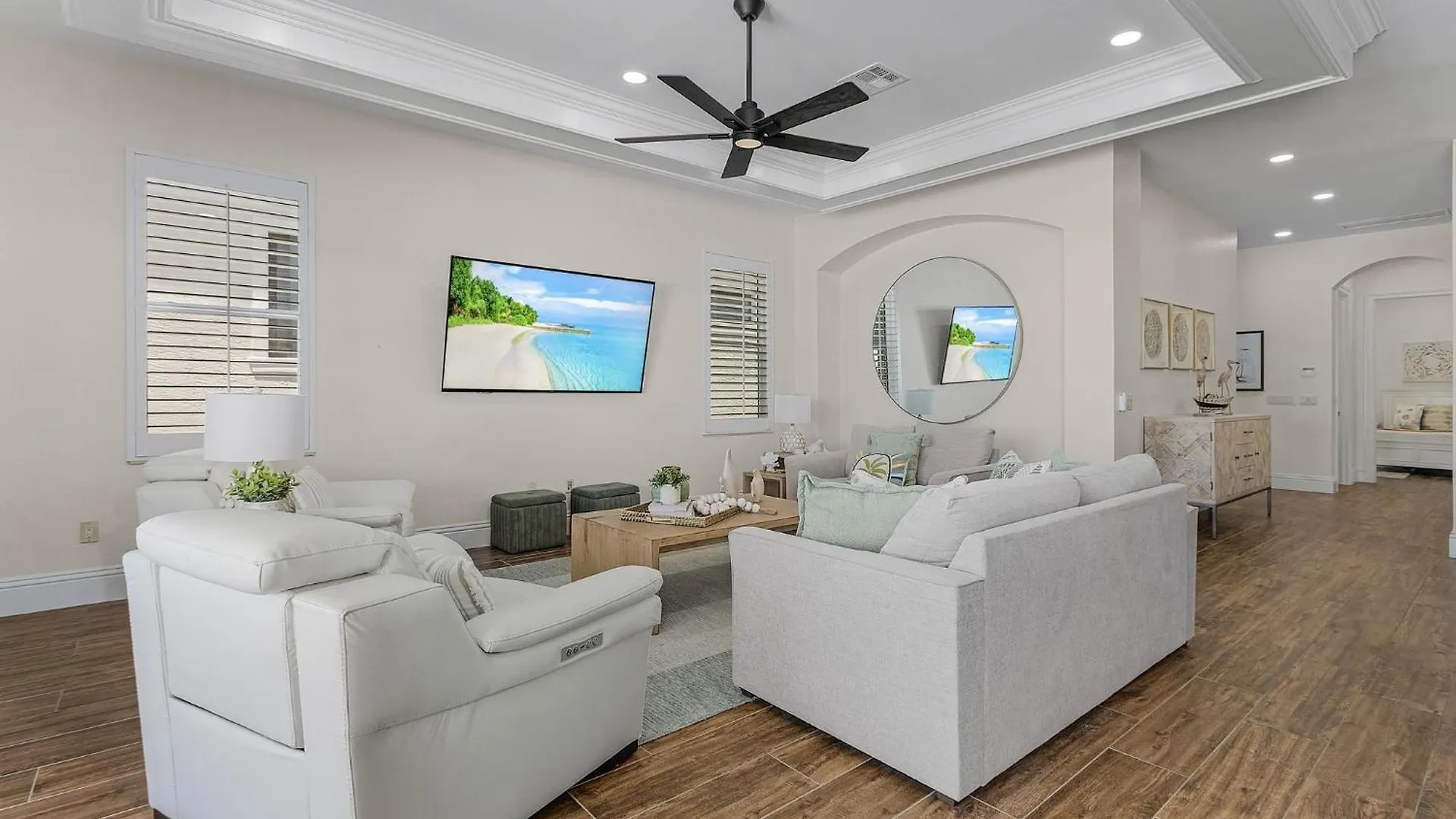 Beachfront 5br: Heated Pool, Spa, Elevator, Views