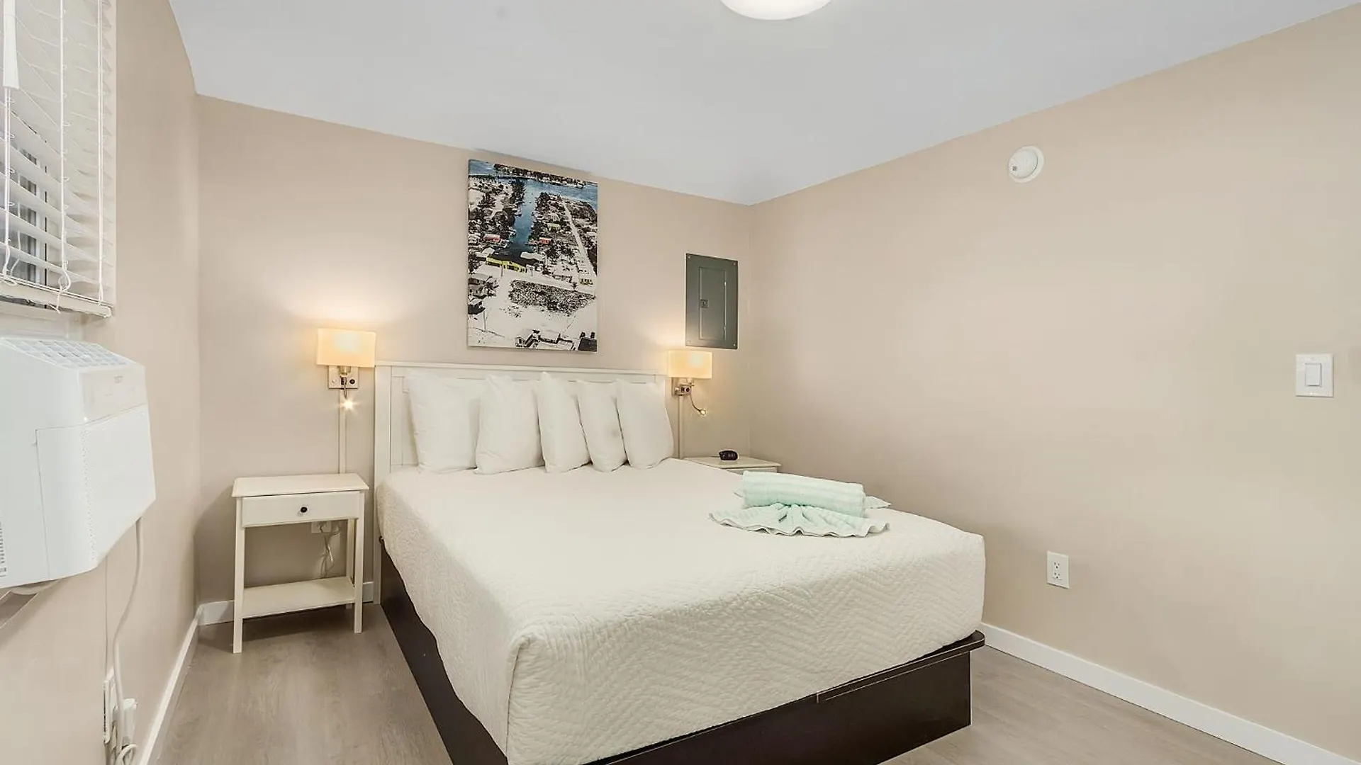 Charming 1br Near Times Square & Prázdninový dům Fort Myers Beach
