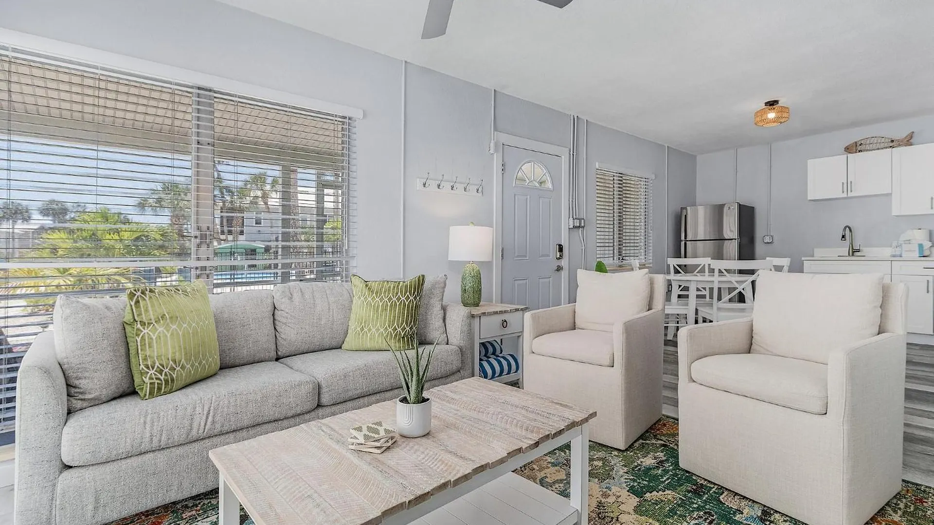 Charming Beachside Villa: Pool, Modern Amenities 度假居 迈尔斯堡海滩