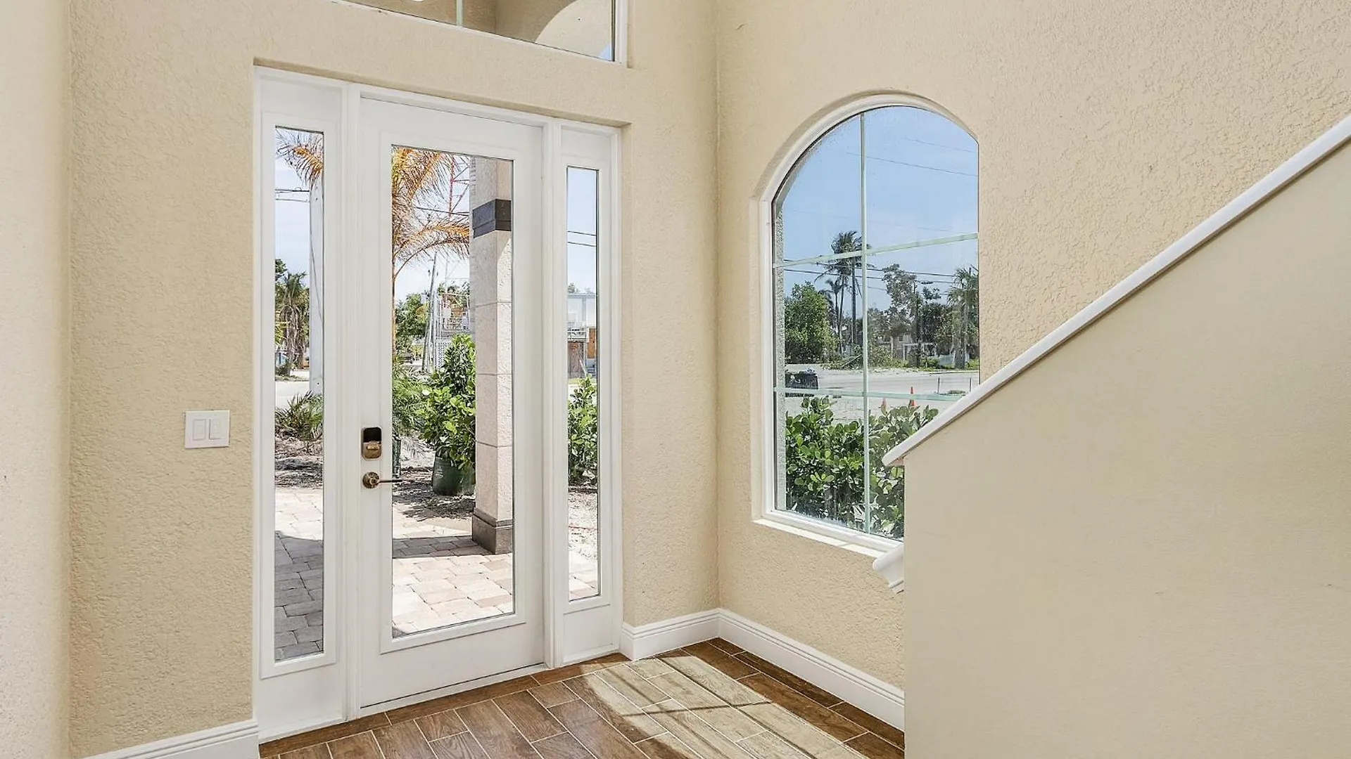 Gulf-front 10br Estate: Private Pools, Spas, Views * Fort Myers Beach