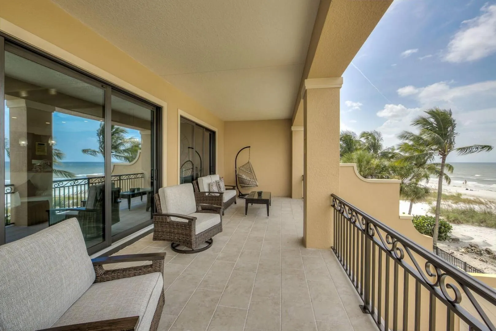 Σπίτι διακοπών Big Kahuna Oasis: 10br, Pools & Access