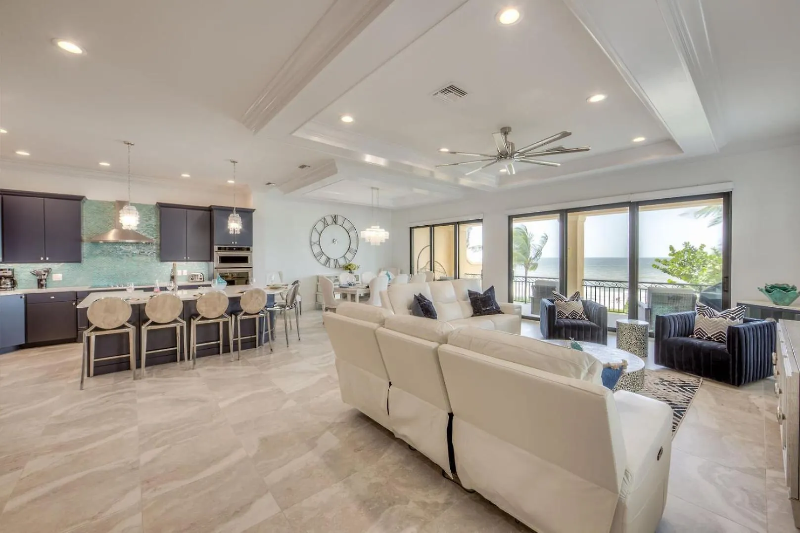 Big Kahuna Oasis: 10br, Pools & Access Σπίτι διακοπών Fort Myers Beach