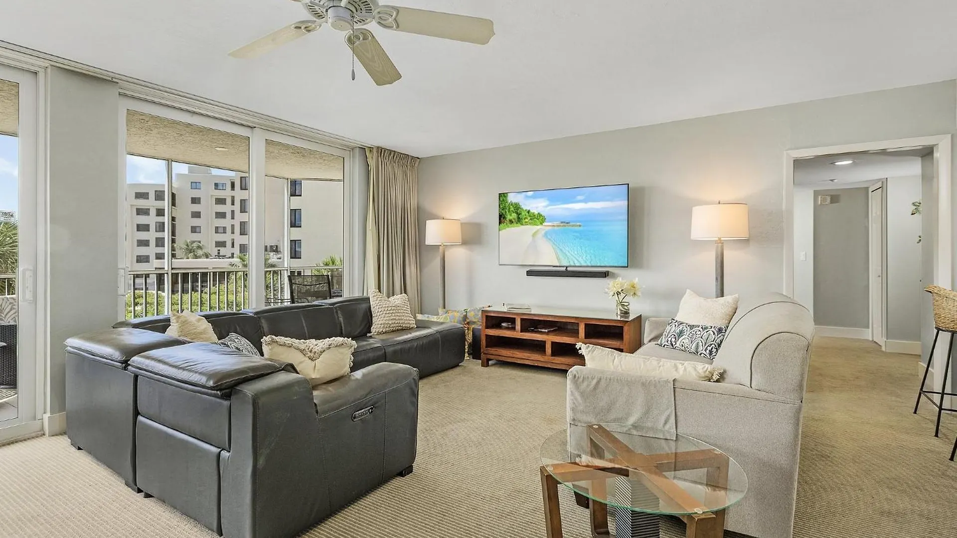 3br Beachfront Oasis With Pool & Hot Tub