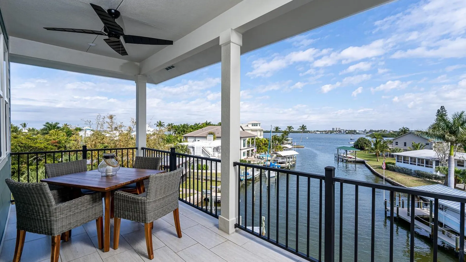 Bliss On The Bay: 5br Oasis W/ Pool, & Views *