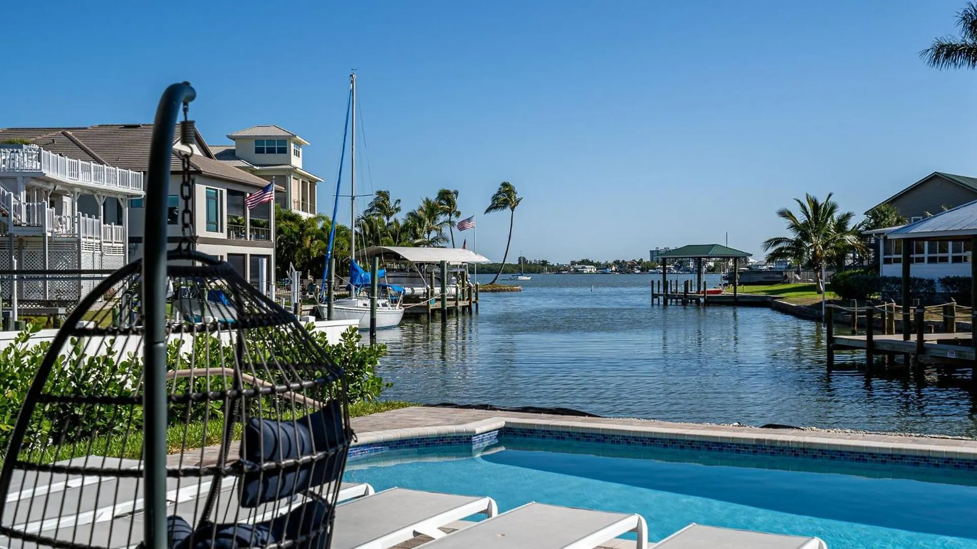 Bliss On The Bay: 5br Oasis W/ Pool, & Views Дом отдыха Форт Майерс Бич