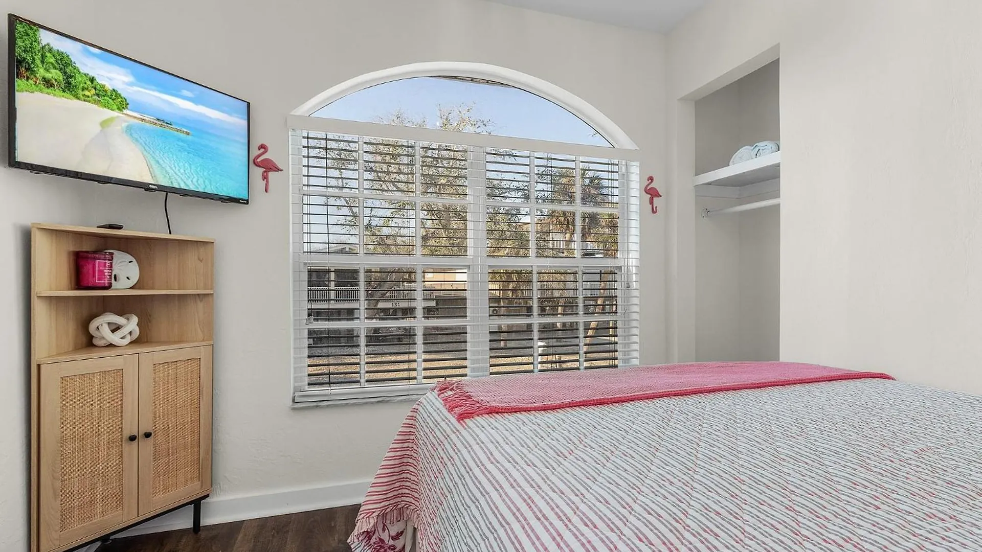 Nyaraló Madison Court: Pool, & Walk To The Beach! Fort Myers Beach