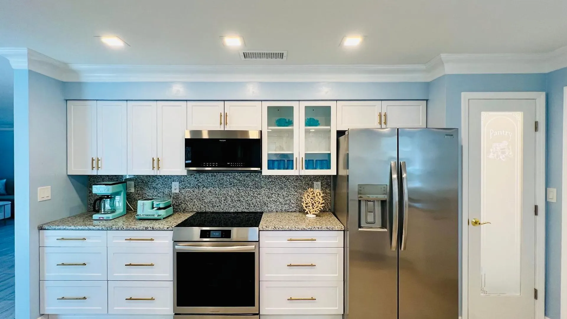 Сasa de vacaciones Stunning Single Family With Private Pool On The Quiet South End Of Myers *