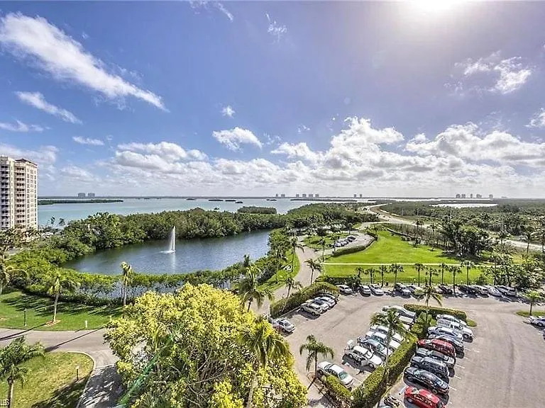 Beachfront Lovers Key Appartamento