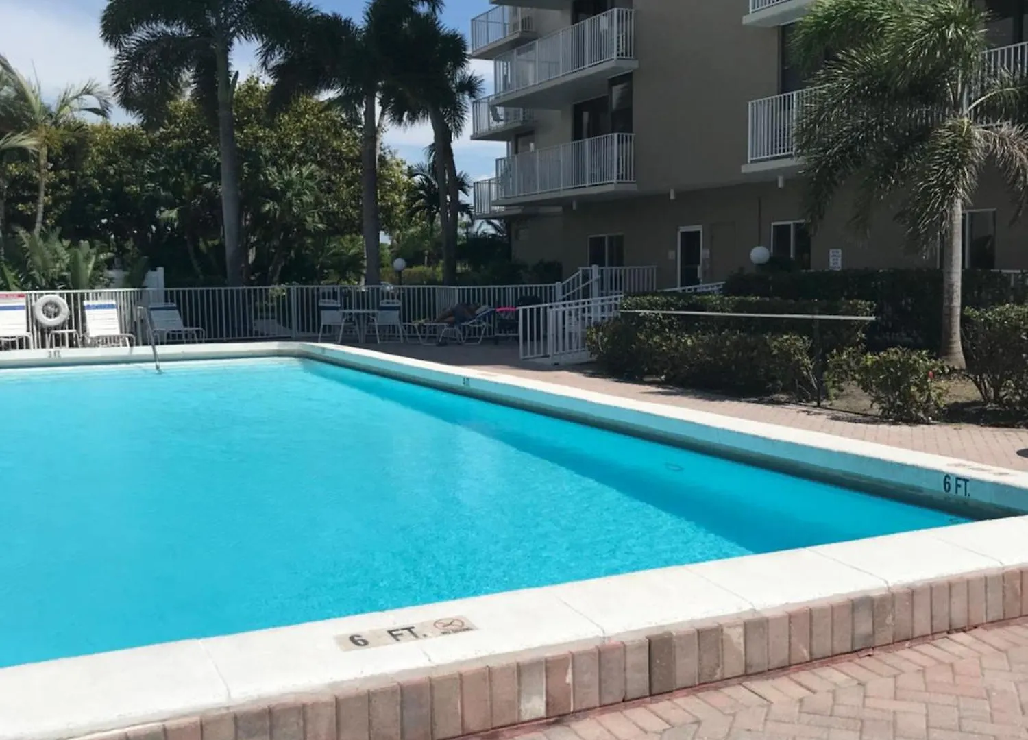 Beachfront Lovers Key