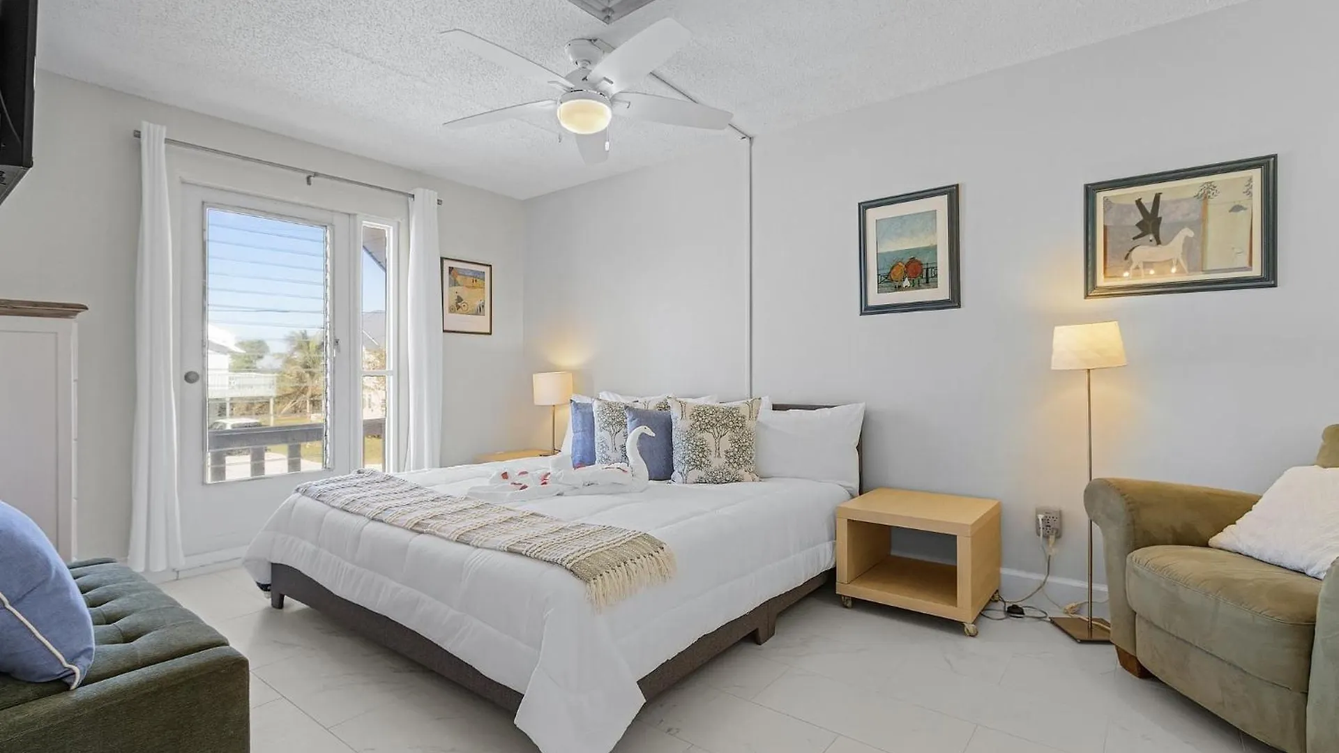 21591 Waterfront Duplex Right Unit With Pool And Апартаменты