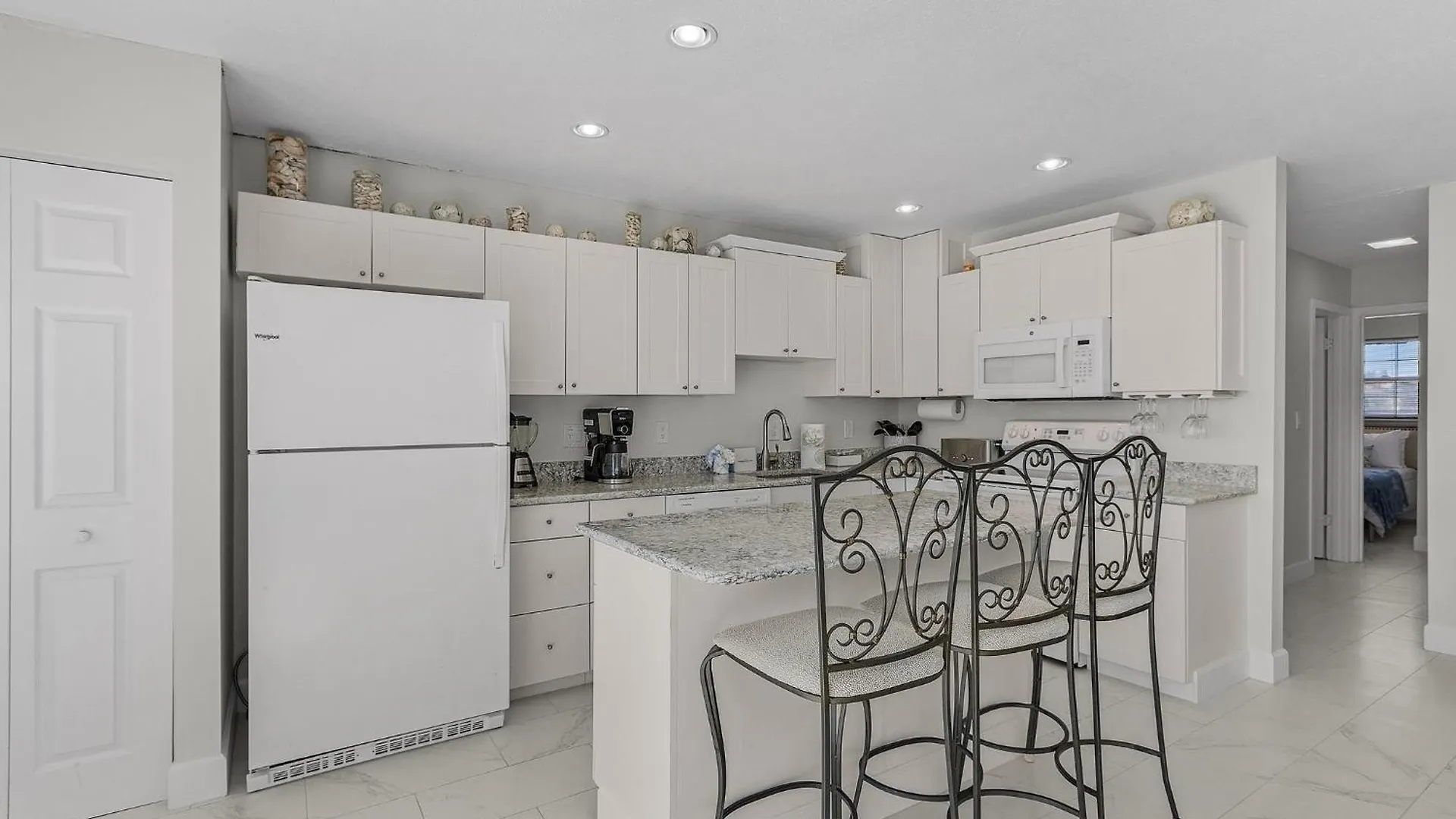 21591 Waterfront Duplex Right Unit With Pool And Апартаменты