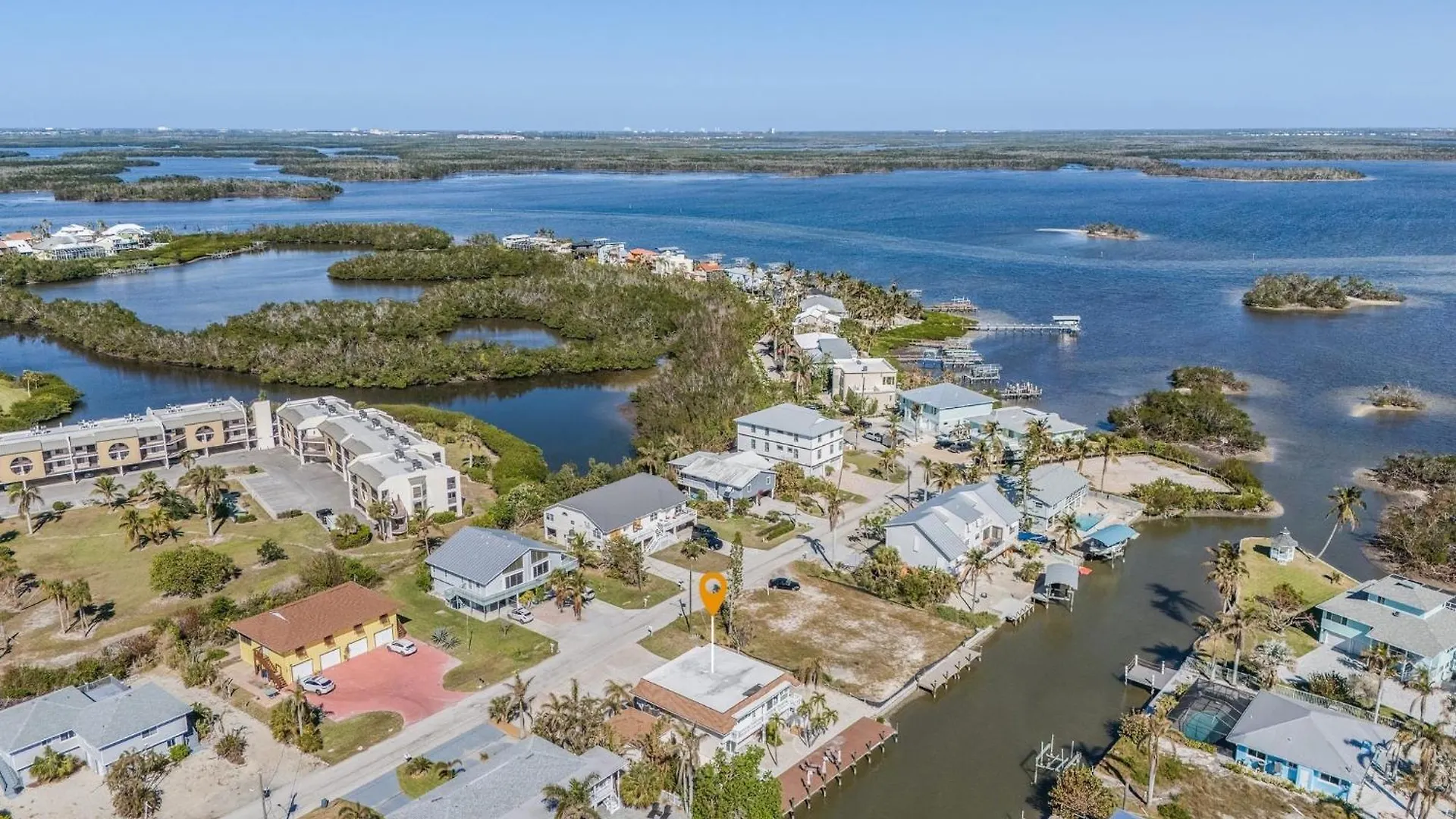 21591 Waterfront Duplex Right Unit With Pool And Форт Майерс Бич