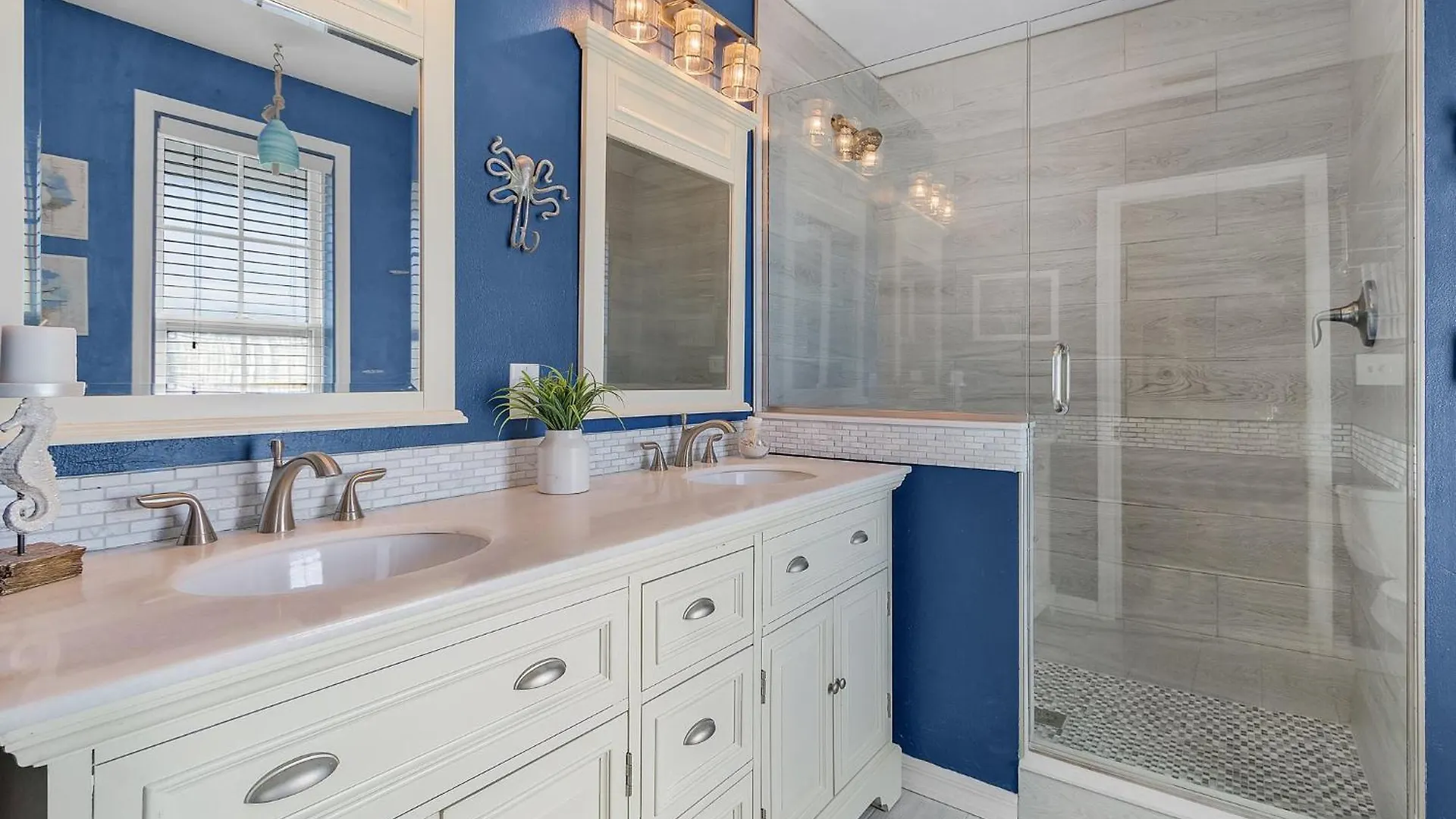 Nyaraló Close To Beach, Secluded Pier With Partial Bay Views - Blue Bayou A - Roelens Fort Myers Beach