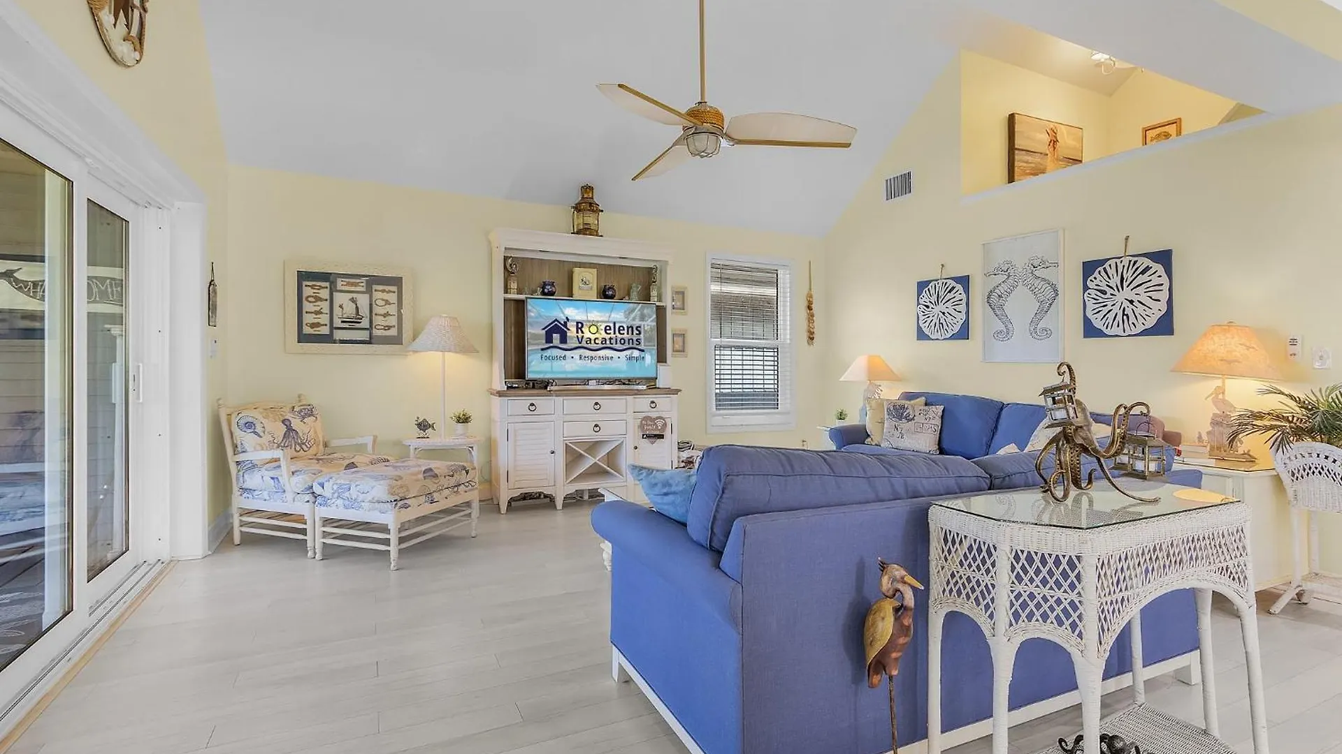 Close To Beach, Secluded Pier With Partial Bay Views - Blue Bayou A - Roelens * Fort Myers Beach