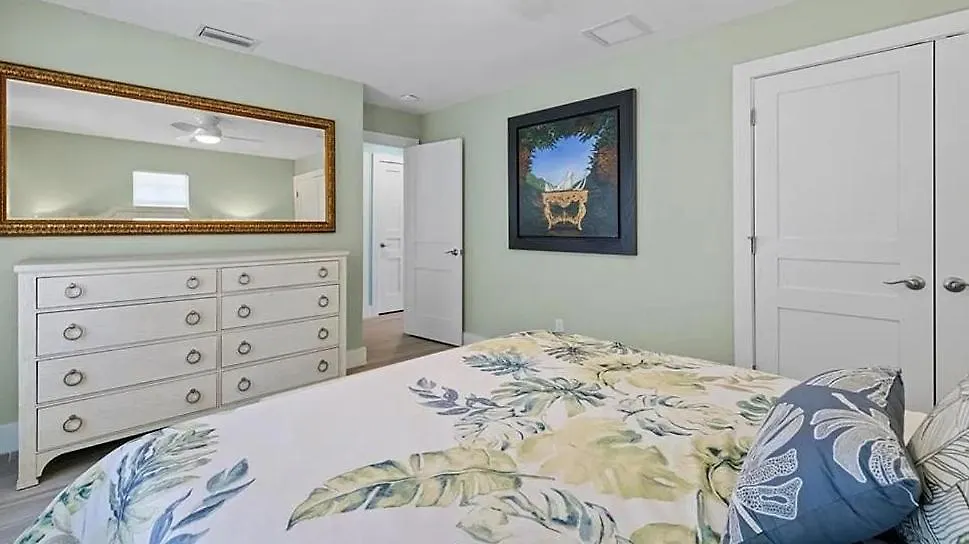 Island Escape By Sun Palace Vacations Fort Myers Beach