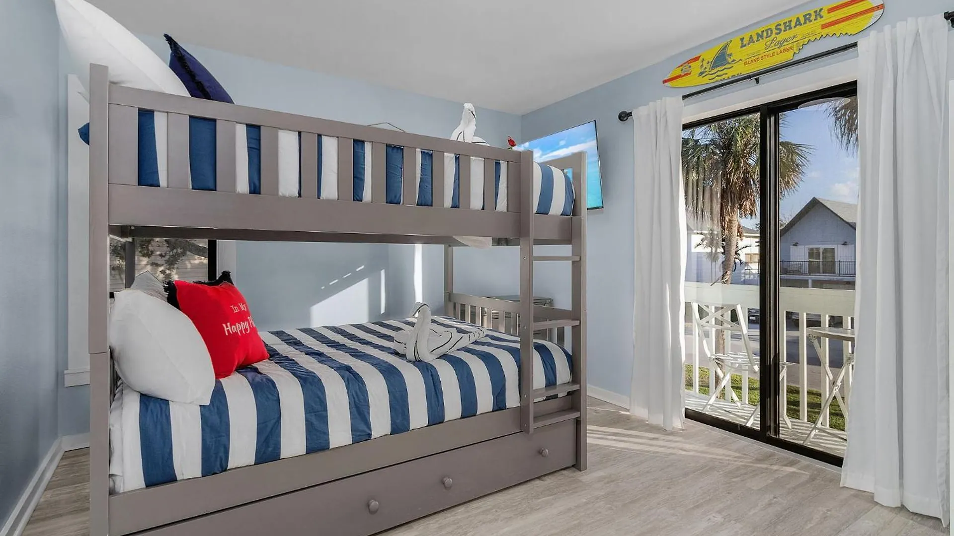 Newly Remodeled Five Bedroom Pool * Fort Myers Beach