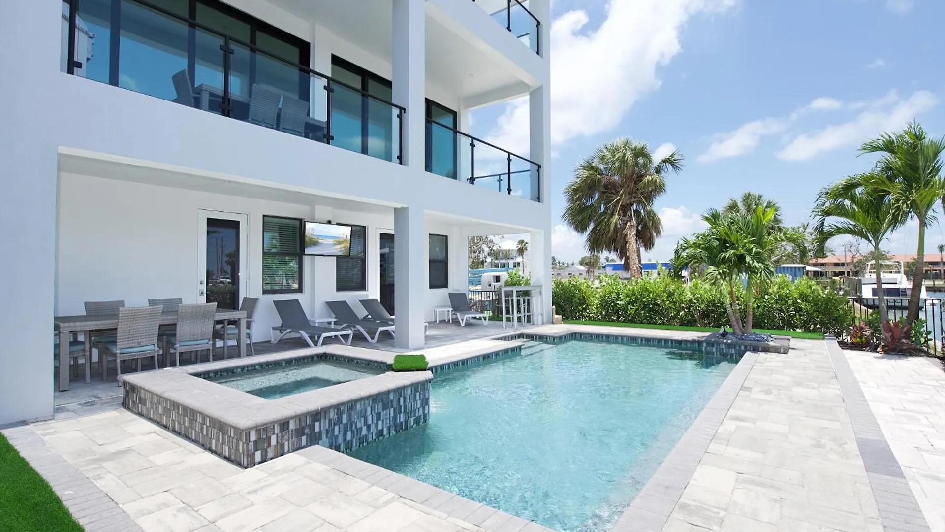 Black Pearl By Sun Palace Vacations