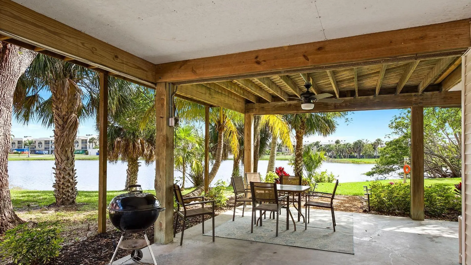 Blue Bayou By Sun Palace Vacations Semesterbostad Fort Myers Beach