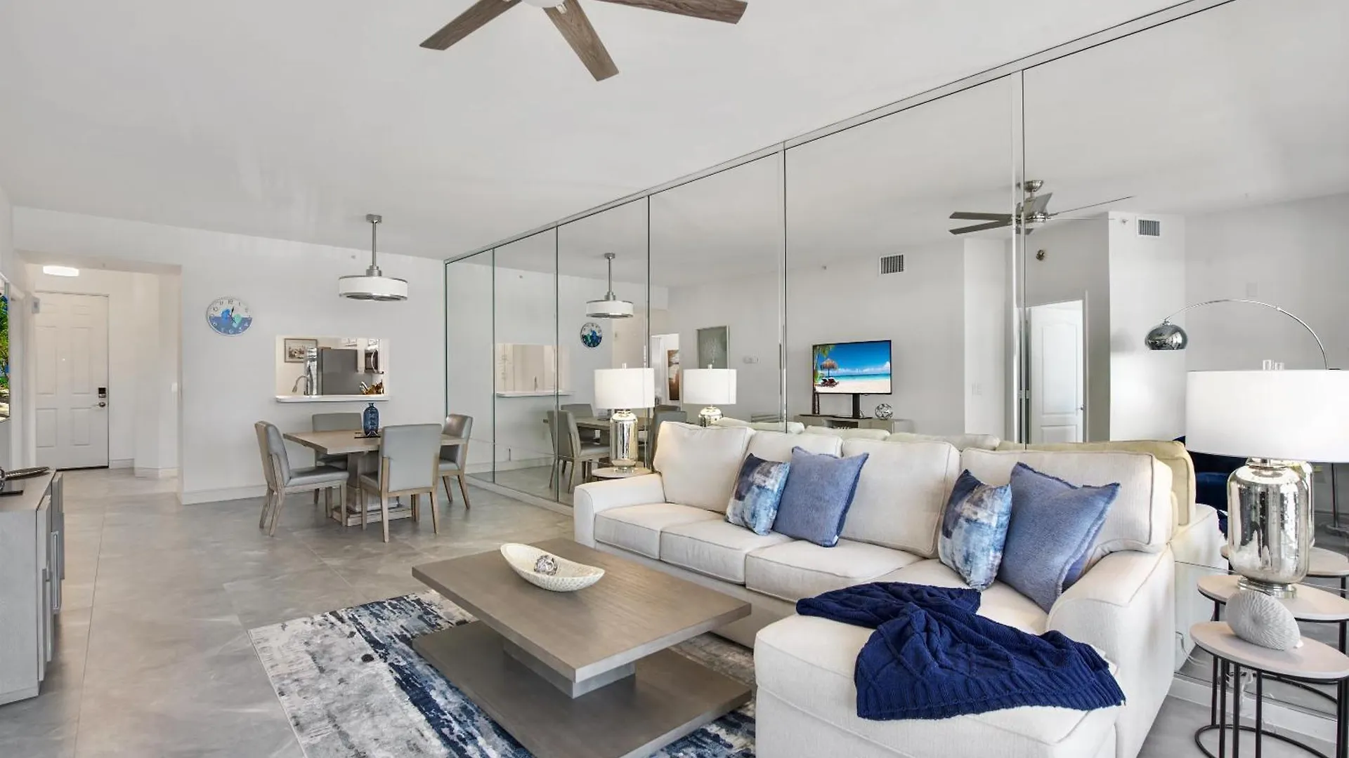 Palm Harbor #403 By Sun Palace Vacations * Fort Myers Beach