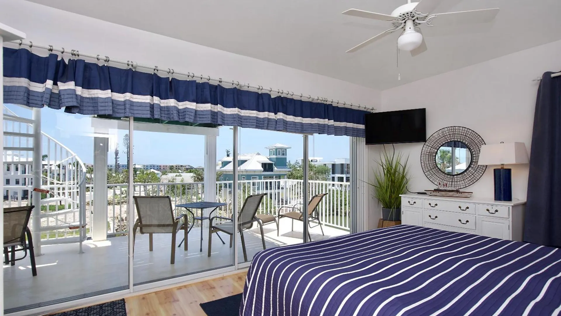 Semesterbostad Sunny Canal By Sun Palace Vacations
