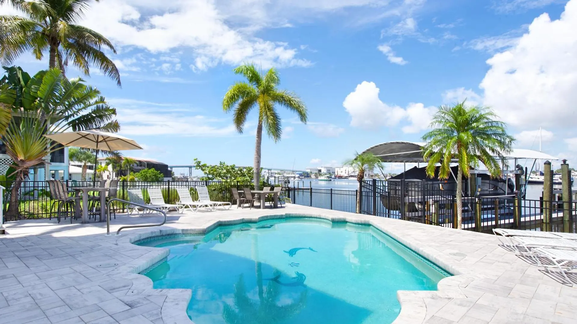 別荘 Dock By Sun Palace Vacations