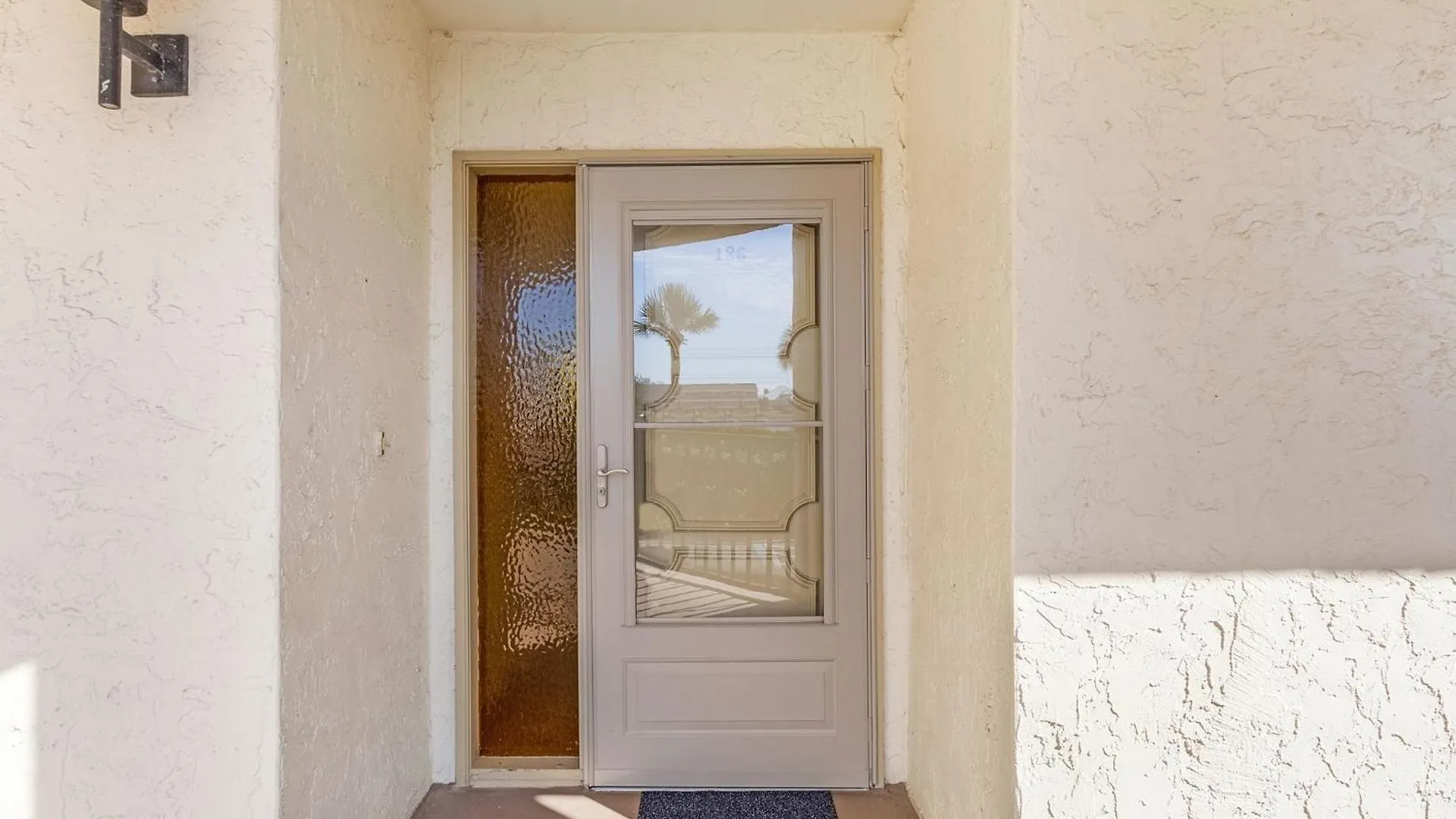 Bay Village 126- Charming Beachfront 2br 2ba With Balcony * Fort Myers Beach