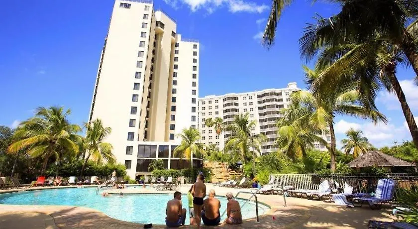 Pointe Estero Rezort 3*