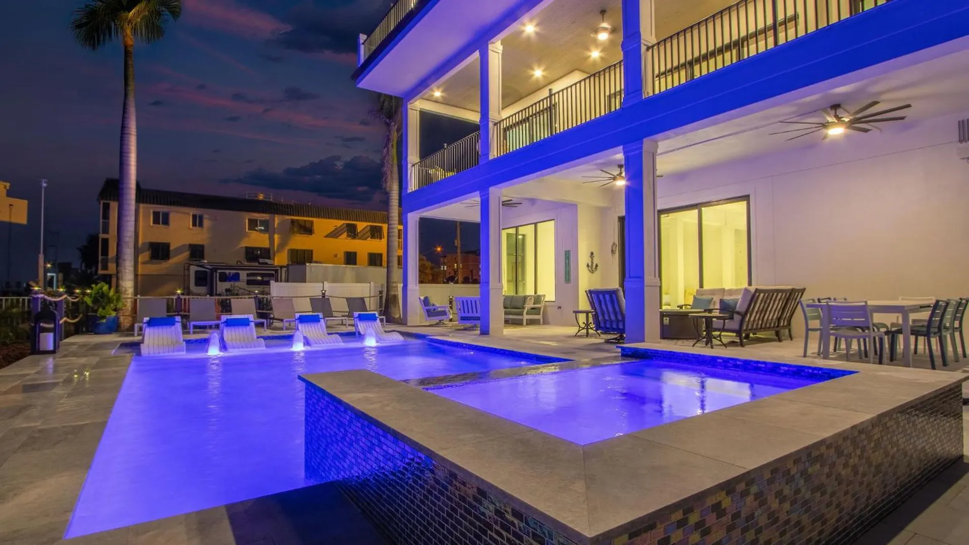 749 Paradise Pointe Fort Myers Beach