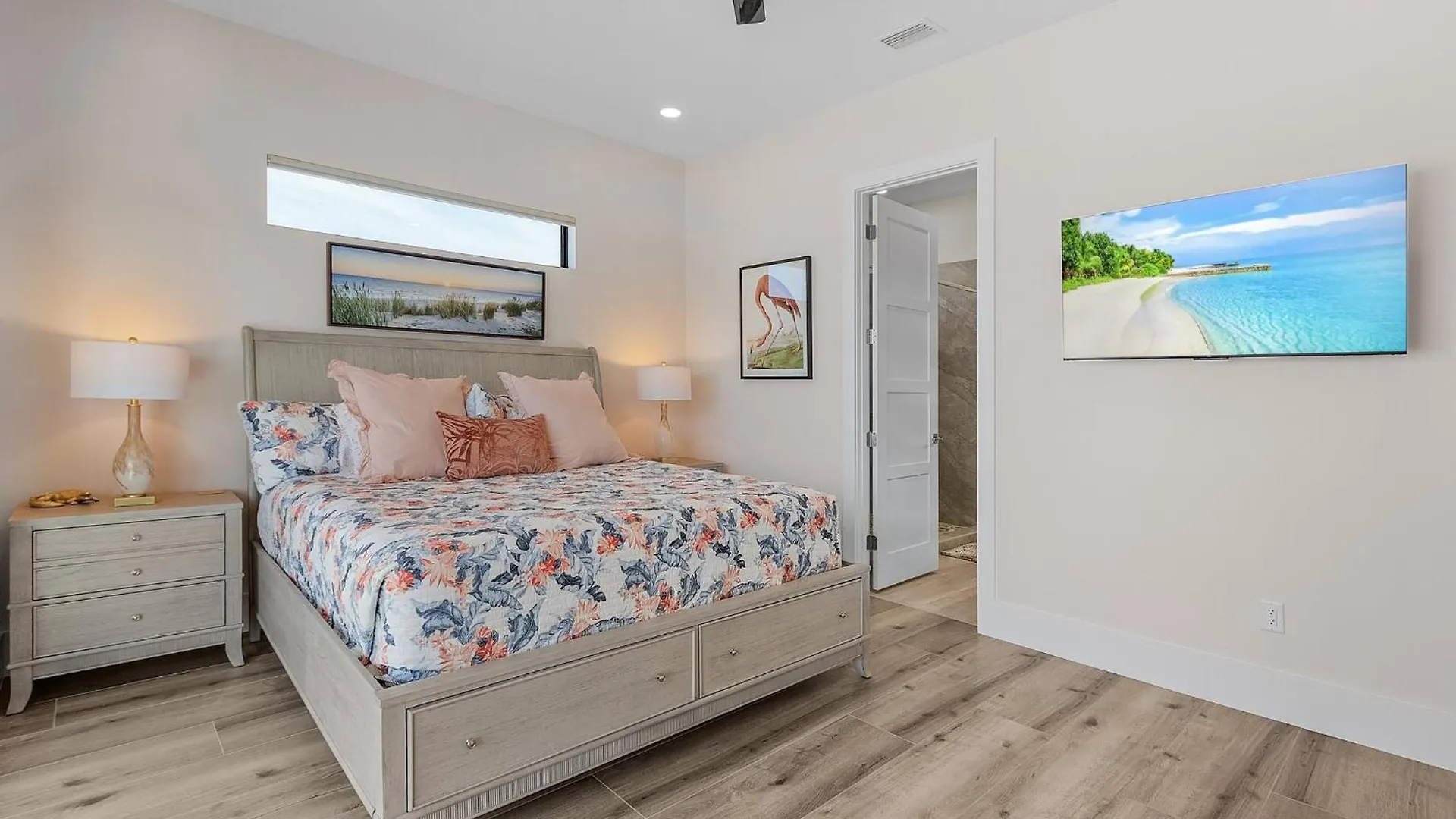 749 Paradise Pointe *
