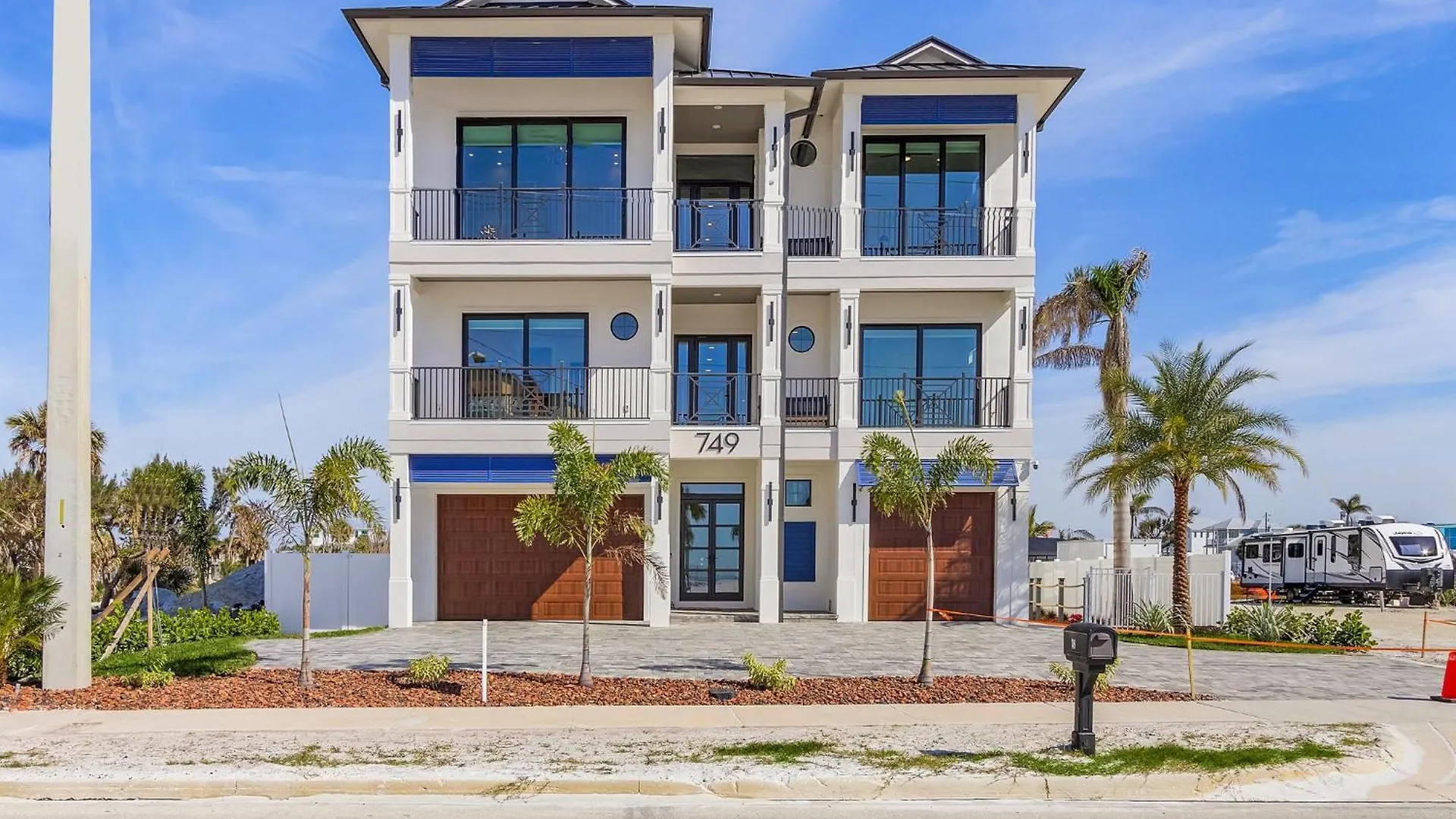 749 Paradise Pointe Fort Myers Beach