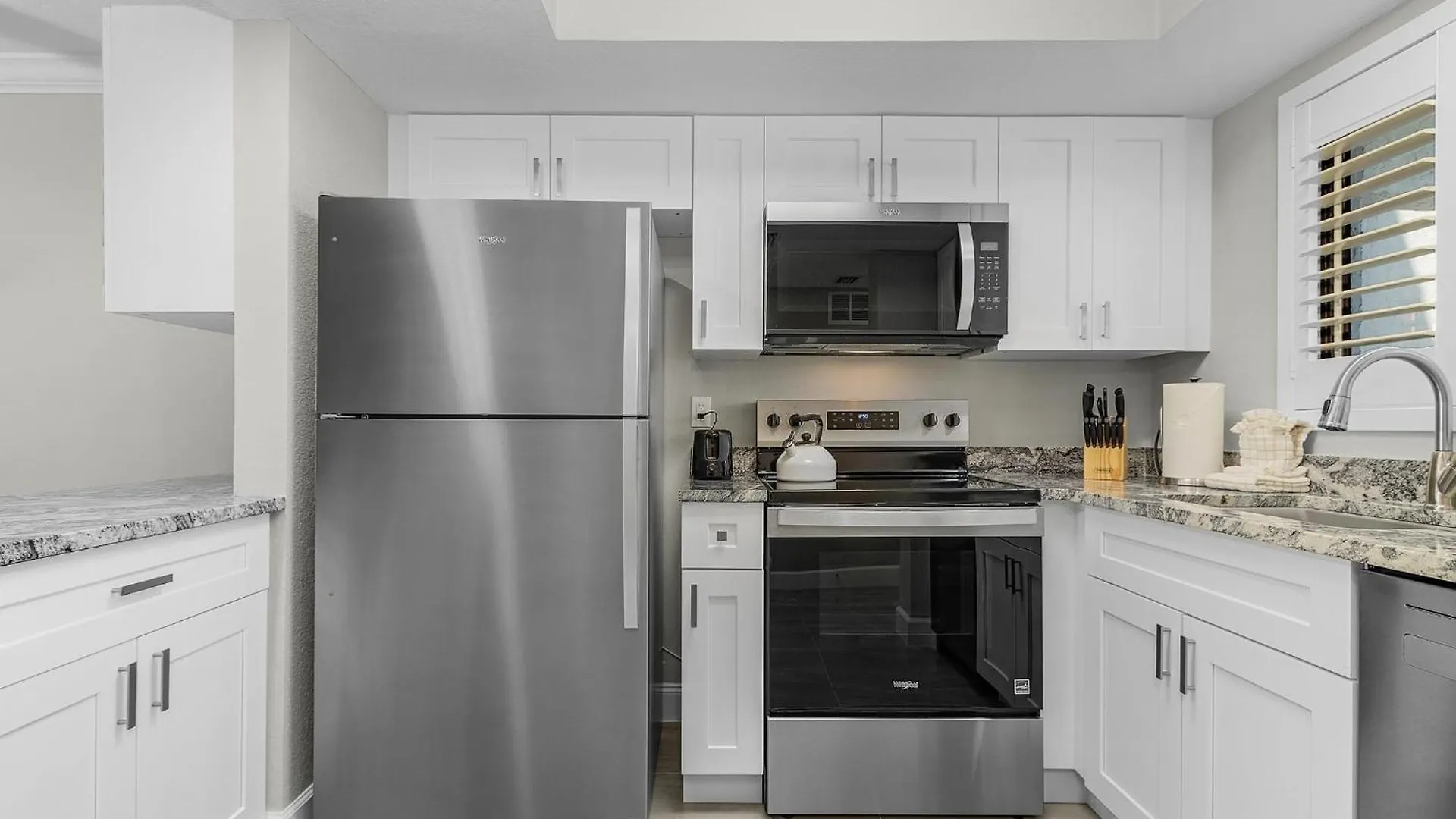 アパート Seaside 108- Oceanview 2br 2ba With Pool, Steps To