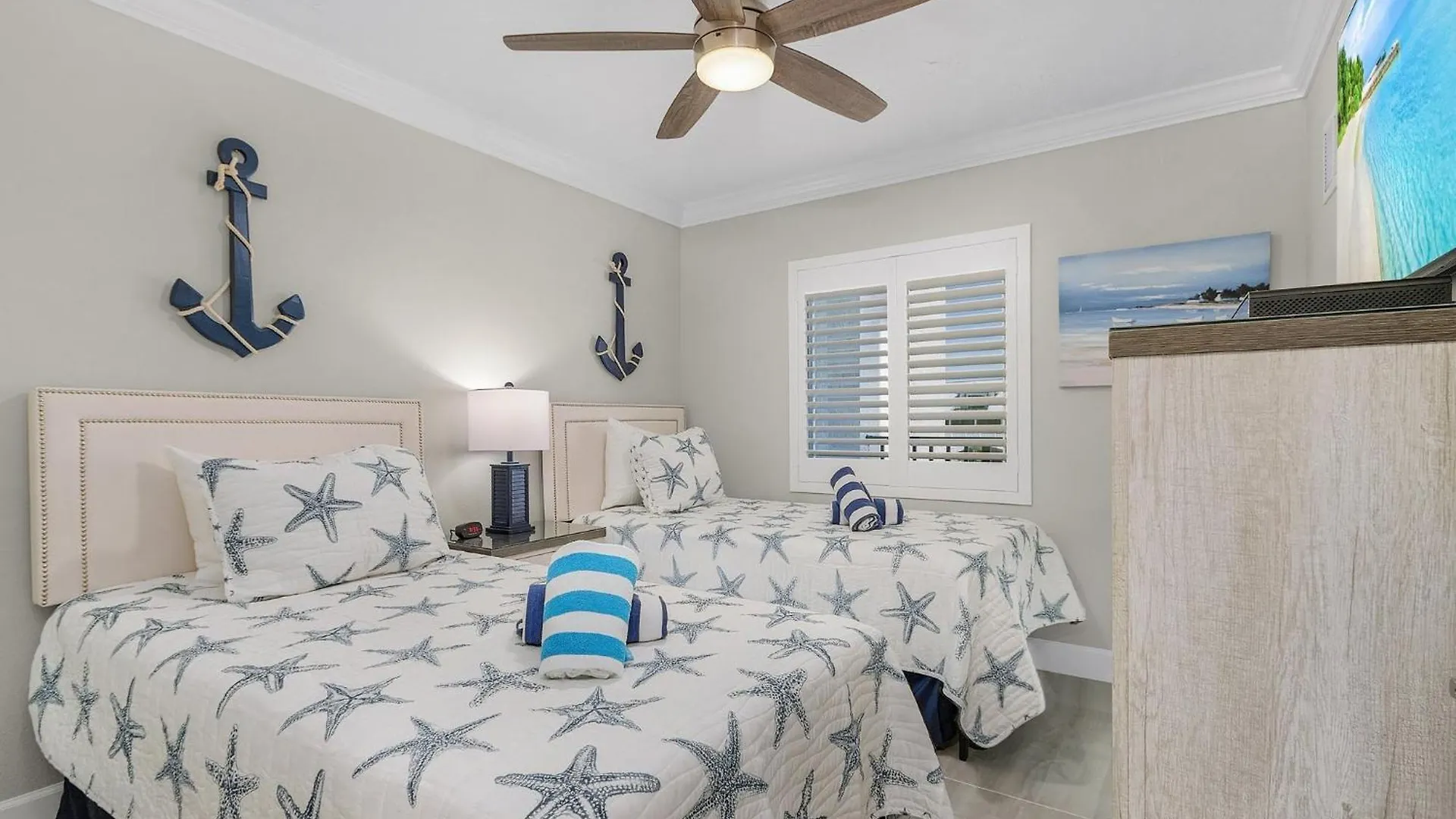 Apartamento Seaside 101- Oceanview 2br 2ba With Pool, Steps To Fort Myers Beach
