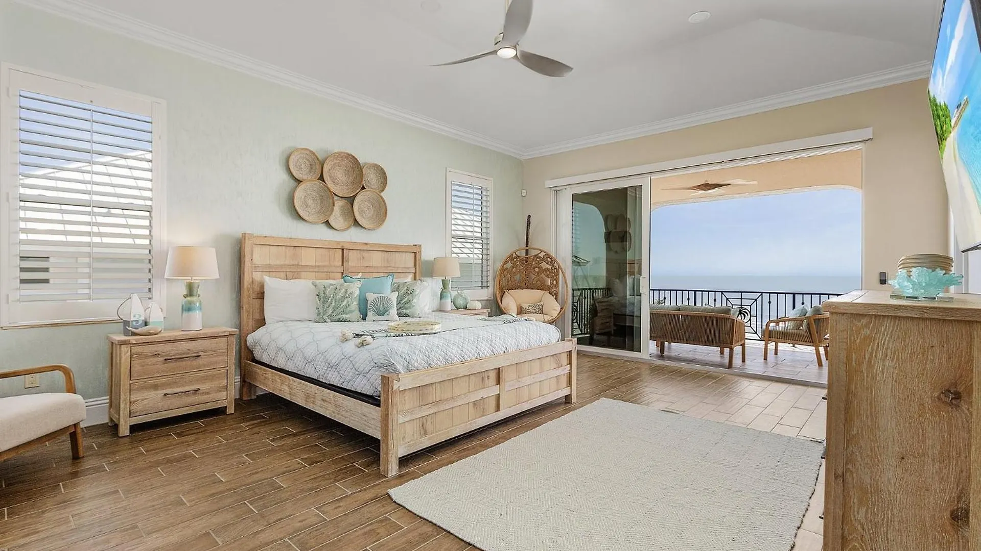 Curious Tides Gulf-front 10br Estate- Private Pools, Spas, Views Townhouse Ferienhaus *
