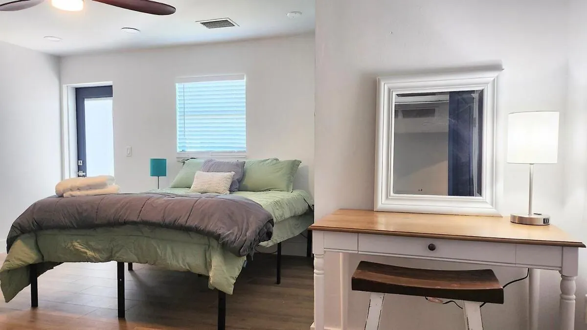 Double Masters - 1 Block To - New Everything Fort Myers Beach
