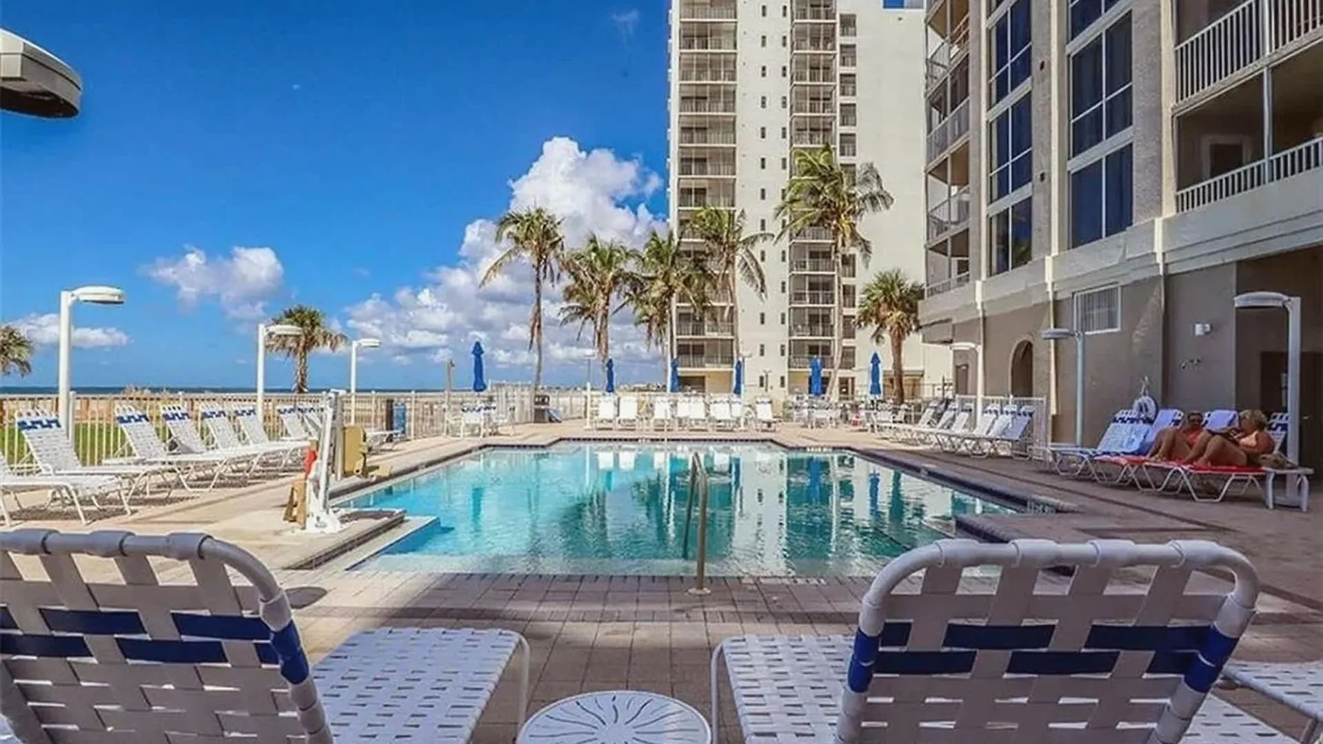 Remodeled Beachfront With Gulf And Bay Views Fort Myers Beach