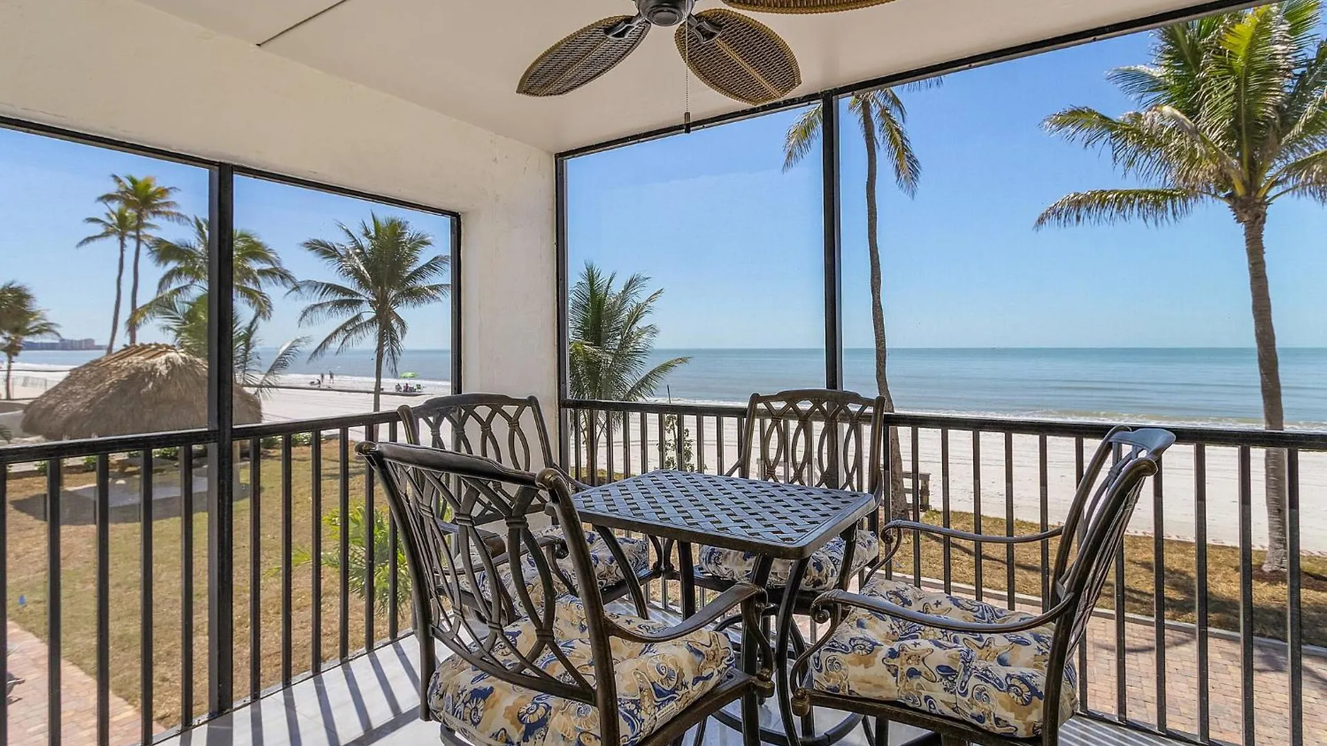 Seaside 101: Beachfront 2br/2ba With Pool, Steps To Ferienhaus *