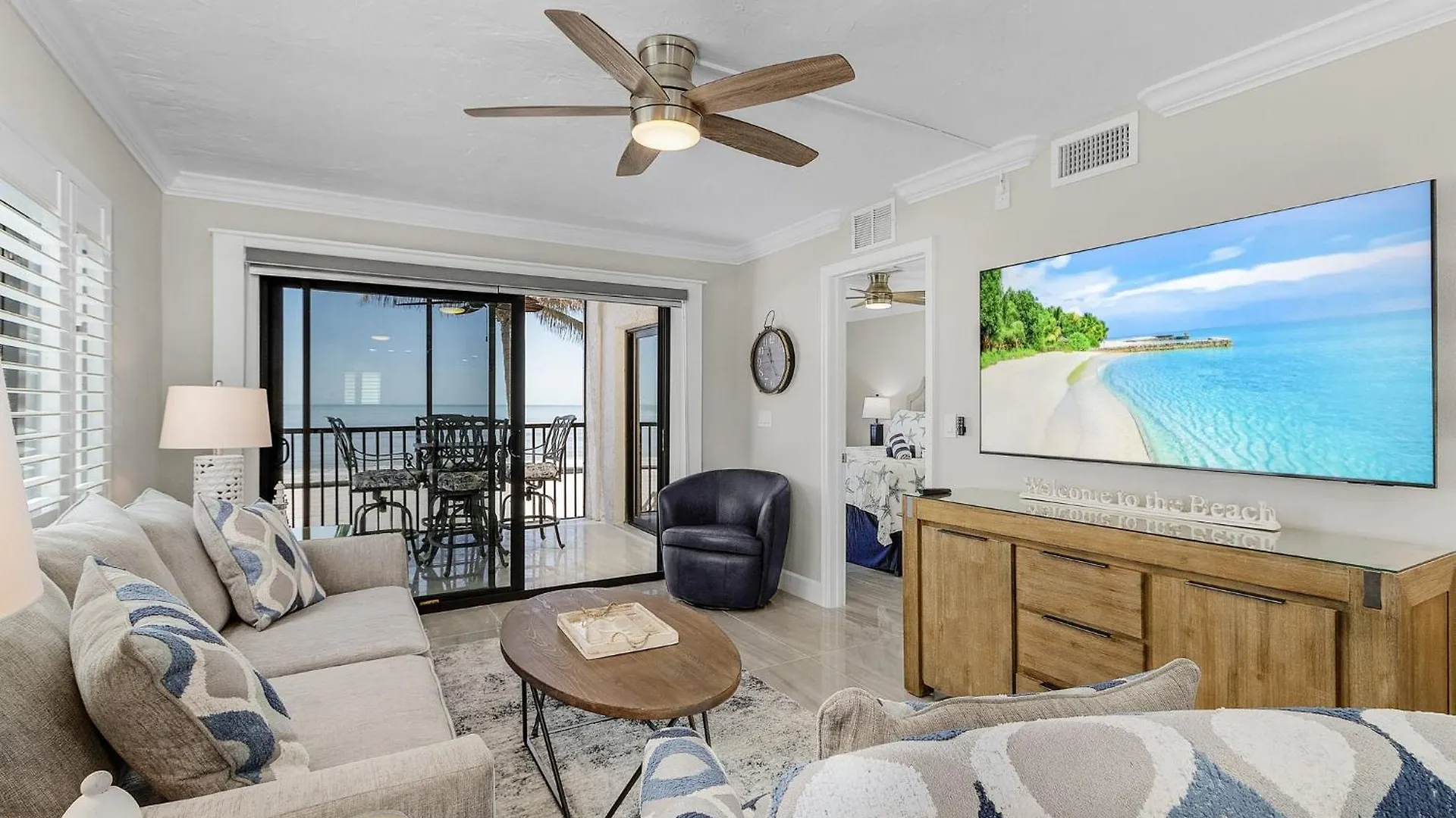 Seaside 101: Beachfront 2br/2ba With Pool, Steps To *