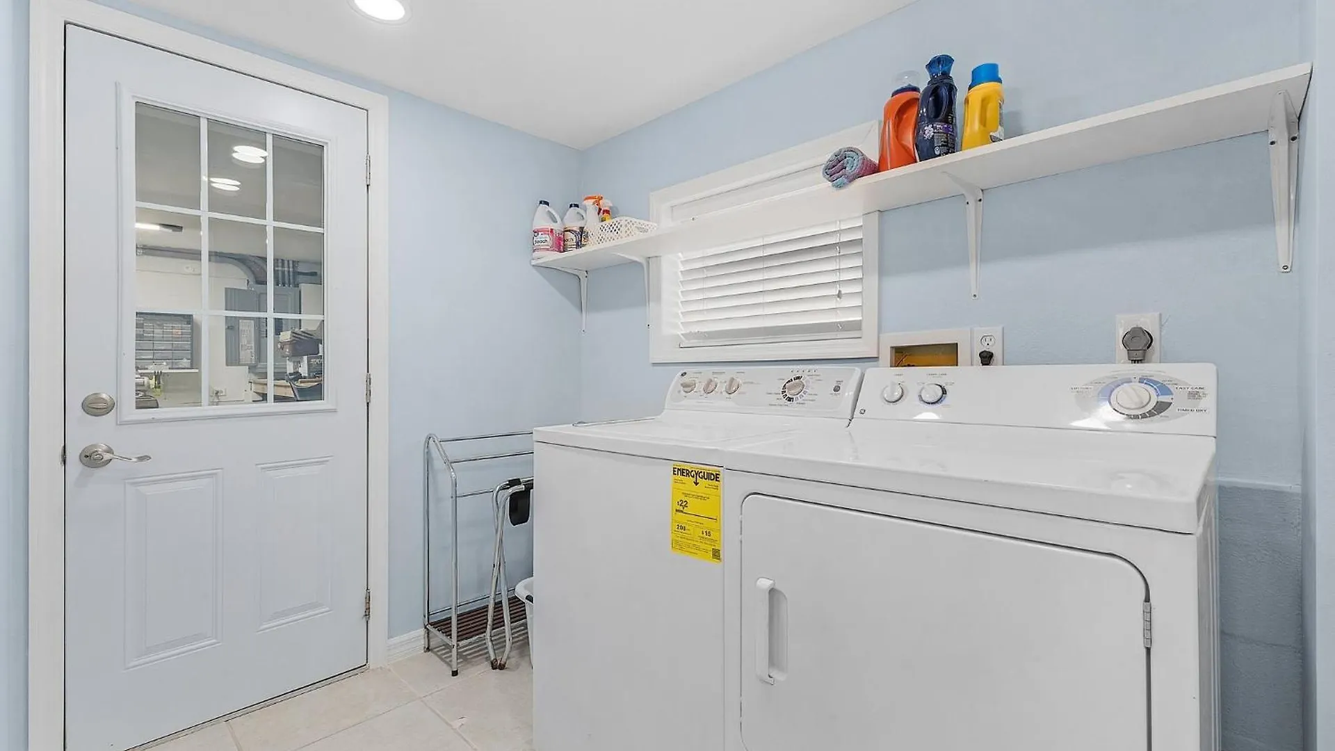 Semesterbostad 140 Barefoot Bungalow- 4br 2ba With Heated Pool!